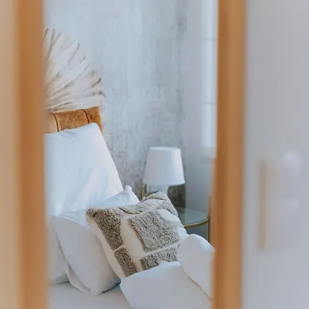 ベッド・アンド・ブレックファスト Maison De Luxe セゲド