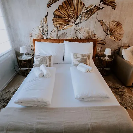 Maison De Luxe ベッド・アンド・ブレックファスト *