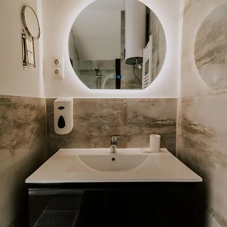 Maison De Luxe Bed and breakfast