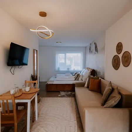 Maison De Luxe Bed and breakfast *